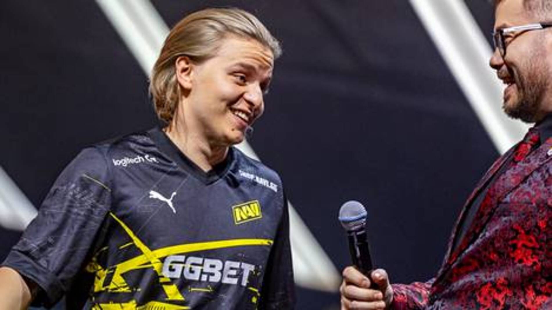 Natus Vincere перемагають G2 у фіналі Esports World Cup 2024