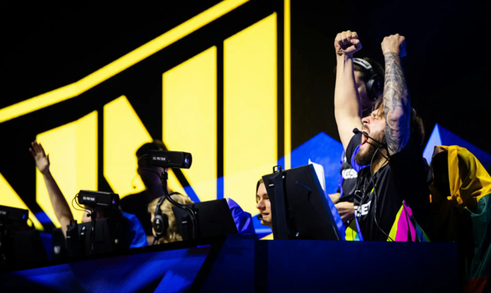 Natus Vincere перемогли Ninjas in Pyjamas на ESL Pro League Season 20