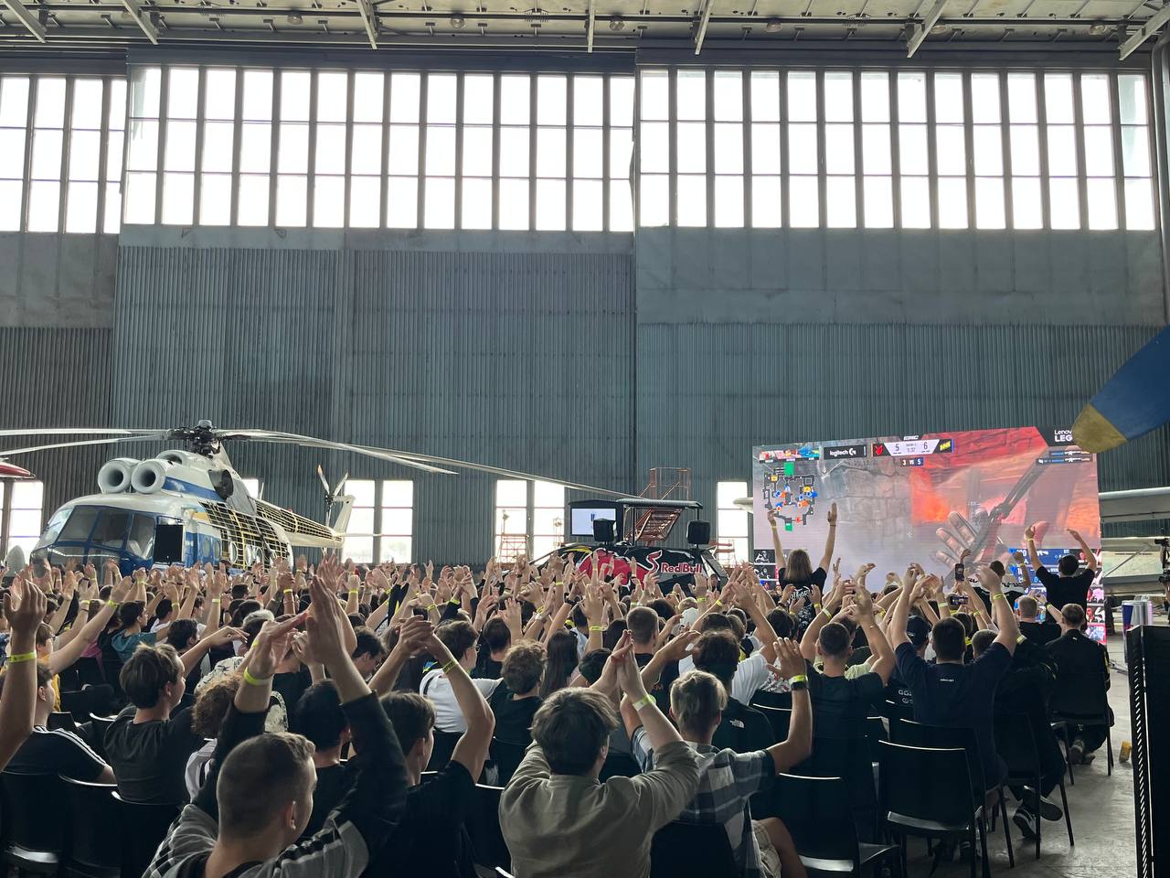 Esports World Cup: NAVI провели watch party у столиці України