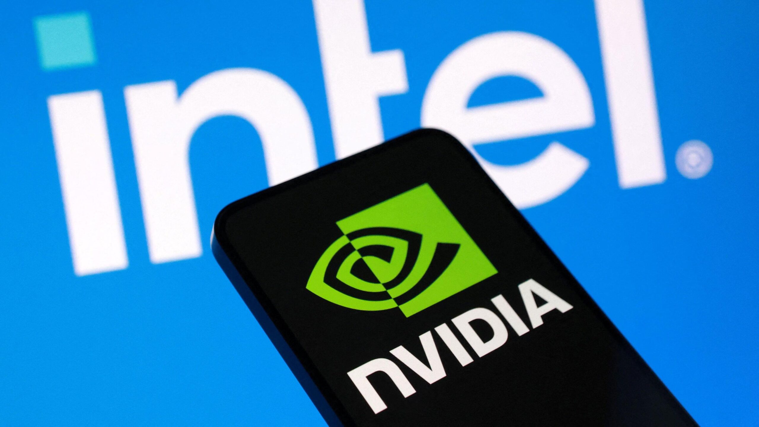 Intel розроблятиме власні процесори в рамках партнерства NVIDIA зі штучним інтелектом