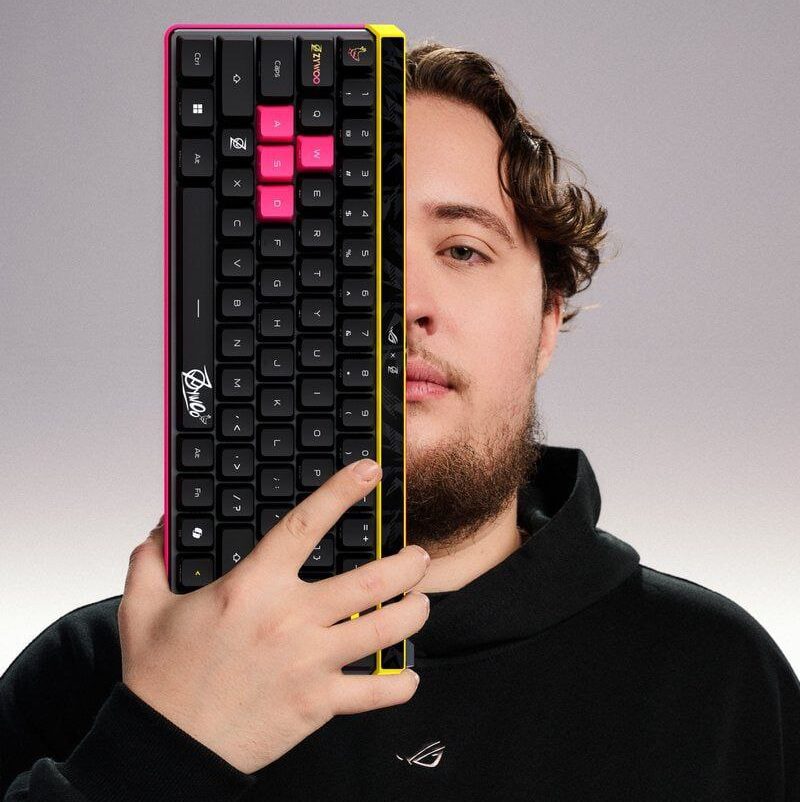 ZywOo та ASUS ROG випускають спеціальну версію клавіатури ROG Falchion Ace HFX