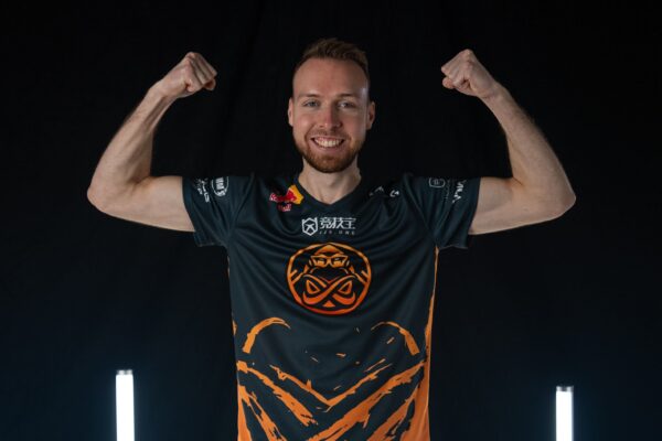 Gla1ve оголошує про завершення кар'єри в кіберспорті Counter-Strike