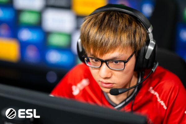 Attacker завершує кар'єру професійного гравця і приєднується до складу TYLOO в ролі тренера