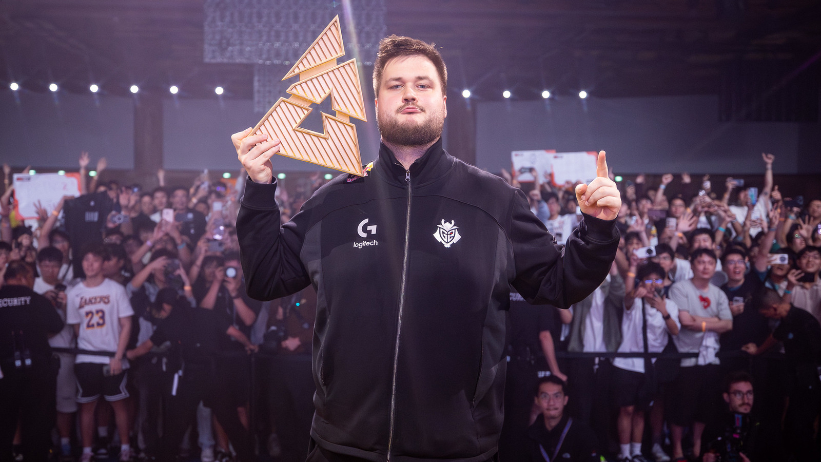 Snax повертається до GamerLegion