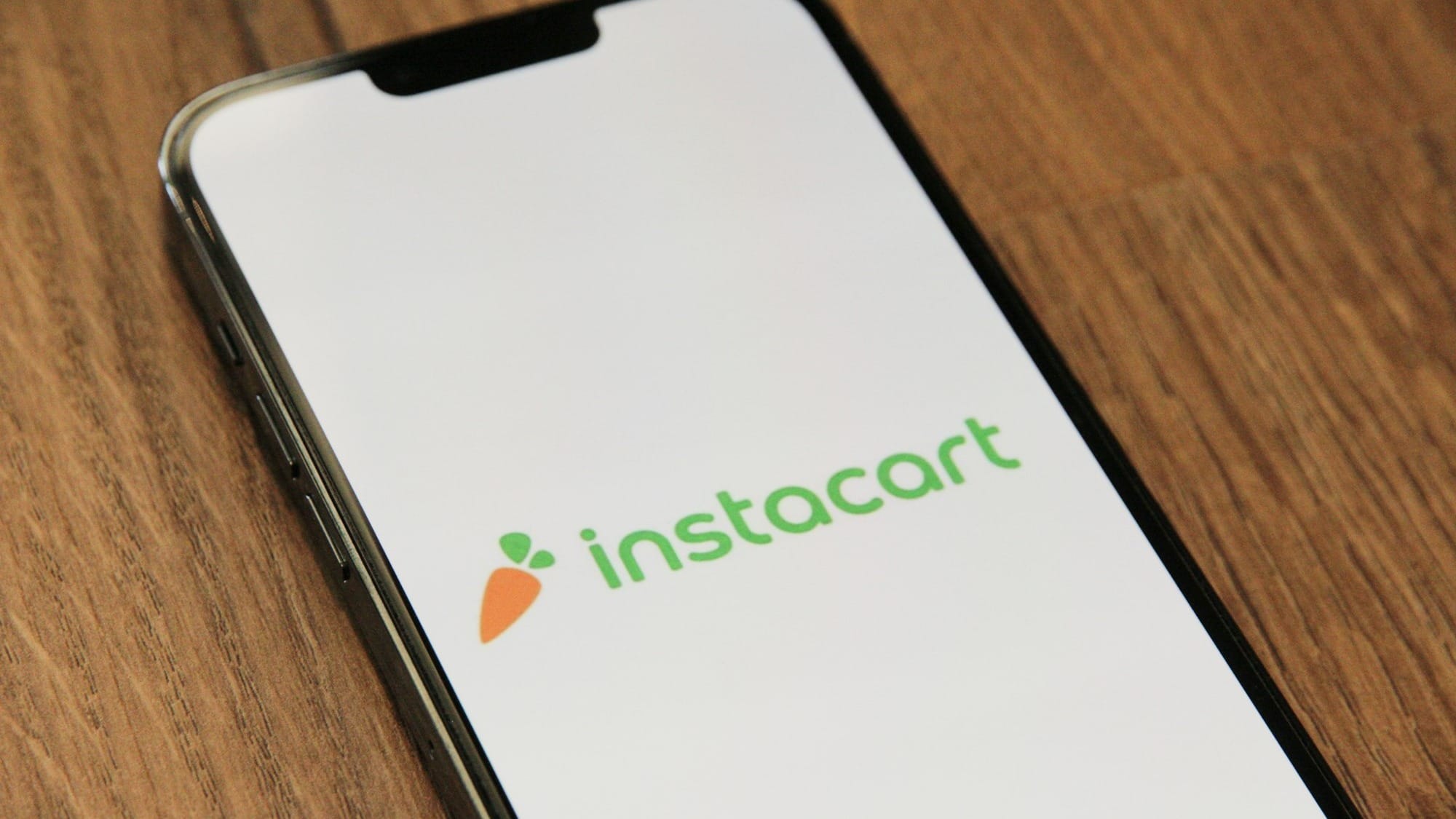 Instacart розширює партнерство з OpenAI для AI-покупок у реальному часі
