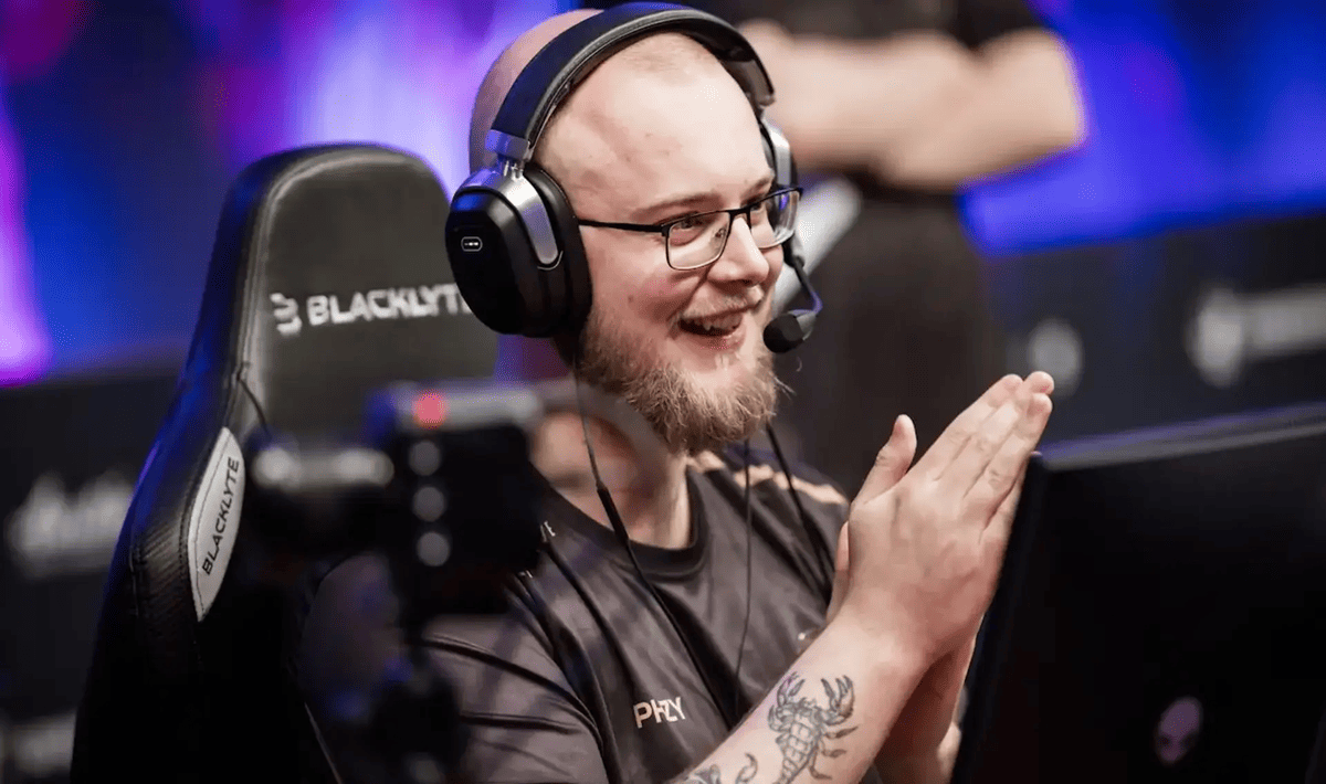 Організація Astralis готова підписати контракт з phzy
