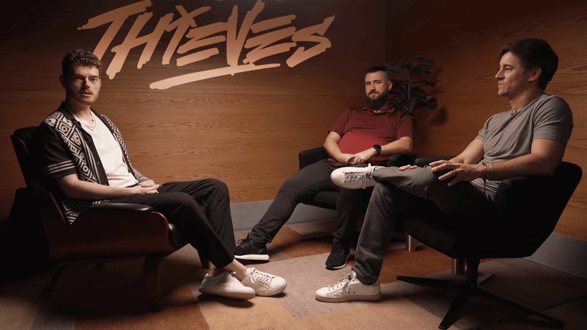 messioso розкрив VRS-стратегію 100 Thieves: ставка на LAN і великі інвайти