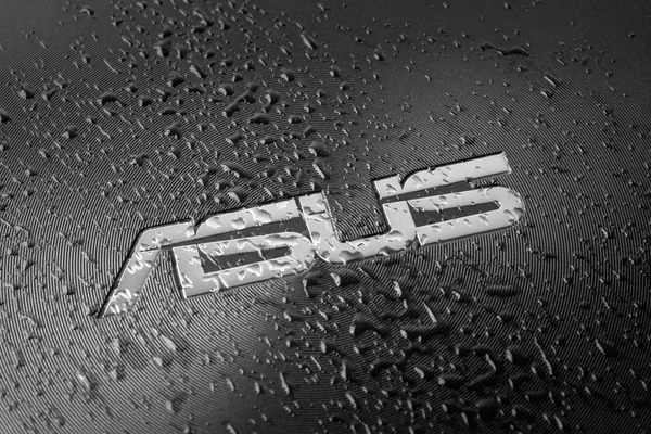 ASUS призупиняє розширення виробництва смартфонів, щоб зосередитися на ШІ та робототехніці