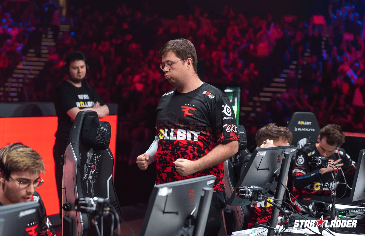 Falcons можуть підписати karrigan